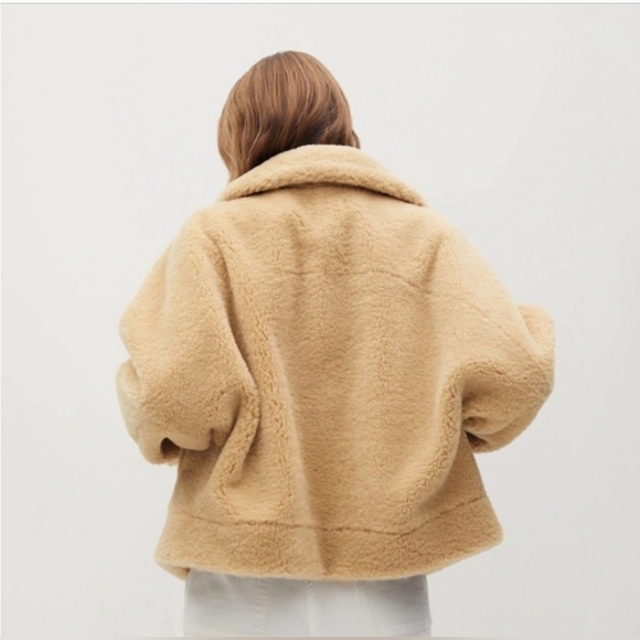 Mango Oversized Sherpa Coat (Brand New With Tag) - Picture 12 of 14